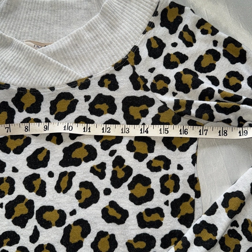 Ivory Leopard Animal Print Long Sleeve Top Contrast Rib Knit Trim Streetwear - Picture 10 of 13